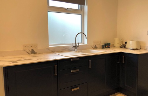 Swindon Apartamento | The Studio - Apartment with Free Parking