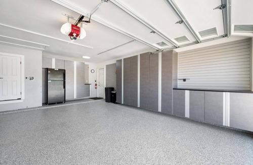 Euless Casa | The Suburban Serenity