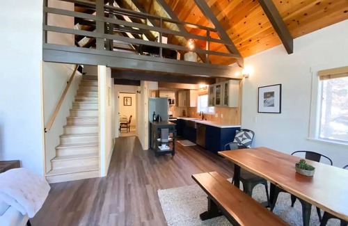 Dorrington Casa | The Sugar Pine Chalet