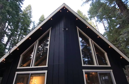 Dorrington Casa | The Sugar Pine Chalet