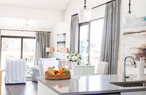 Historic District Complejo | The Suites at Fishermen’s Village- 2 Bedroom Suites