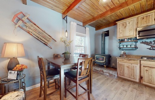 Big Bear City Cabina | The Summit at Sherwood #618