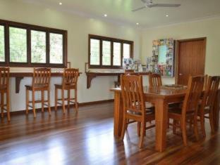 Atherton Cama Y Desayuno | The Summit Bed & Breakfast
