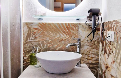 Fuorigrotta Hotel | The Sun Hotel Boutique Naples