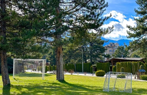 Razlog Apartamento | The Sun. In 'Pirin Golf' one of the Most Beautiful Golf Resorts in Europe