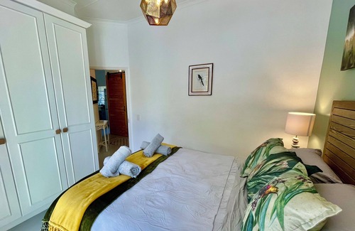 Robberg Beach Apartamento | The Sunbird - Cozy fully equipped self-catering apartment 450m to the Beach