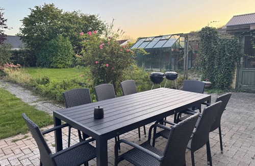 Kerteminde Municipality Casa | The Sunflower: 7BR, 3BA Retreat w/ Garden & Parking in Munkebo