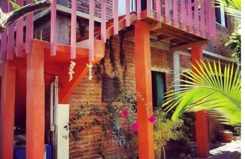 Centro Casa | The Sunflower House, Downtown Cabo