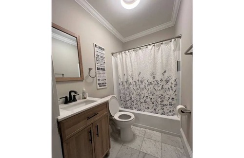 Creedmoor Casa | The Sunflower
