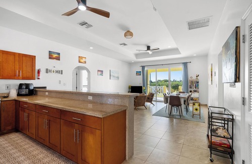 Cockburn Town Casa | The Sunflower Villa – 3BR Beachfront in Grand Turk
