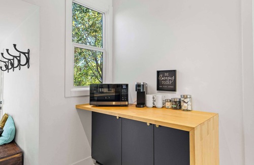 Sunnyside Casa | The Sunny 2 Suites 10 Pax Pet Friendly Stay!