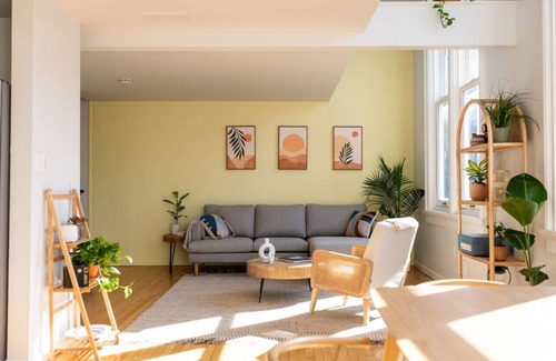 Columbia Apartamento | The Sunrise Loft - Perfect for travelling nurses