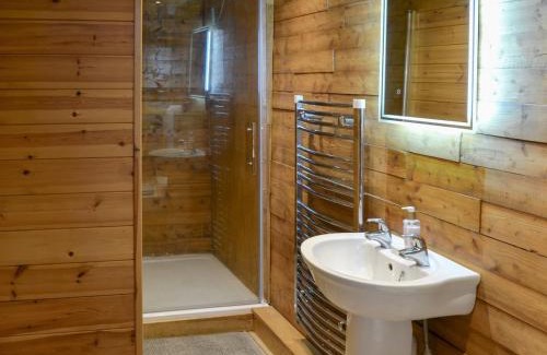 Beccles Casa | The Sunset Cabin