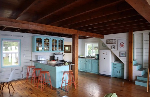 Old Town Cabina | The sunset cottage on Pushaw Lake!
