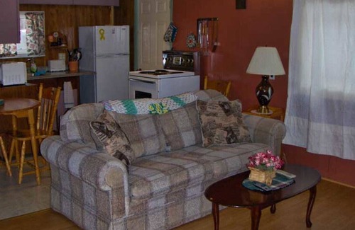 Port Elgin Casa | The Sunset Cottage Park Port Elgin - Cottage # 2 - Centennery
