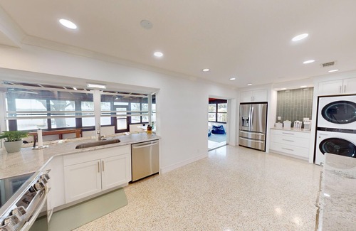 Lake Placid Cabaña | The Sunset Cove Cottage at Magnificent Lake Placid- Newly Renovated