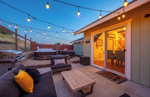 Paso Robles Casa | The Sunset Ranchette : Luxury Paso Robles Getaway!