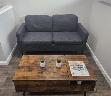 Cleveland Apartamento | The Sunshine Suite