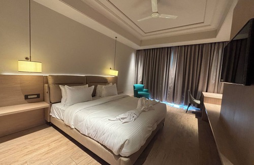 Gaya Hotel | The Supreme Hotel and Banquet