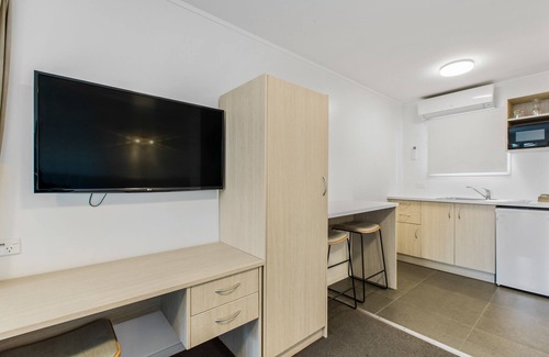 Grey Lynn Hotel | The Surrey Hotel