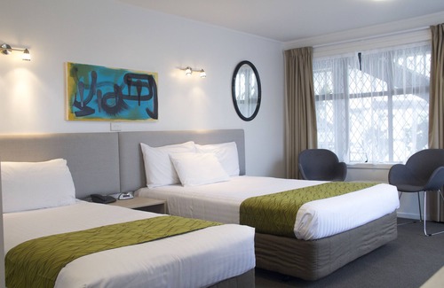 Grey Lynn Hotel | The Surrey Hotel