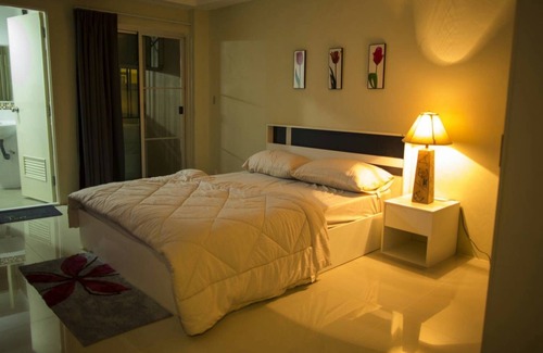 Racha Thewa Casa | The Suvarnabhumi Apartment
