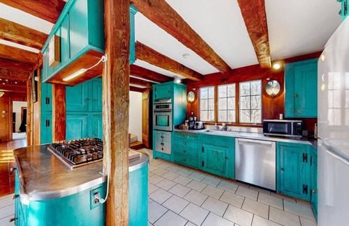 Franklin Casa | The Swallow Hill Manor
