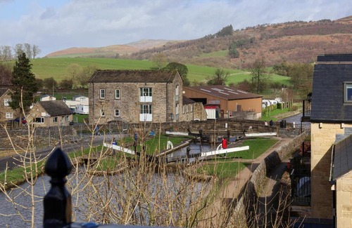 Gargrave Casa | The Swans Nest Lock View
