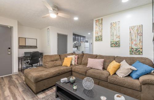 East Point Casa | The Sweet Creek Luxurious Villas