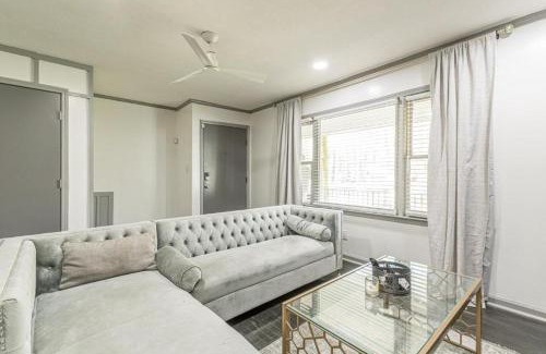 East Point Casa | The Sweet Creek Luxurious Villas