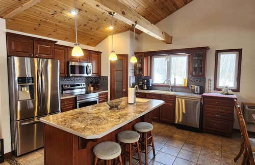 Algoma District Casa | The Sweet Pea Lakehouse