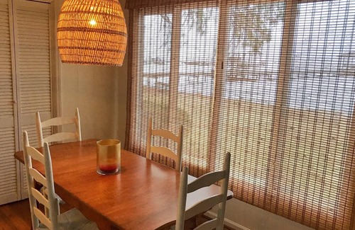 Lake Waccamaw Casa | ¡The Sweet Retreat es el lugar para relajarse y disfrutar de la vista!