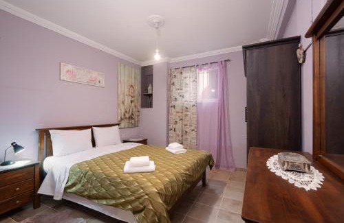 Thissio Apartamento | The Sweetest Acropolis Flat