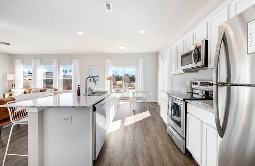 Fayetteville Casa | The Swift - 2 mi from DT Fayetteville