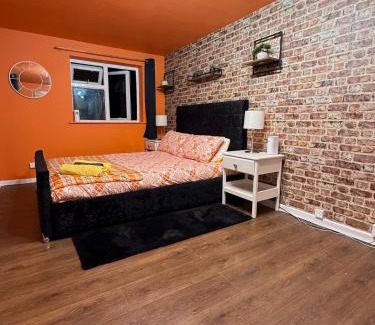 Mill Road Apartamento | The Tangerine Retreat by Station