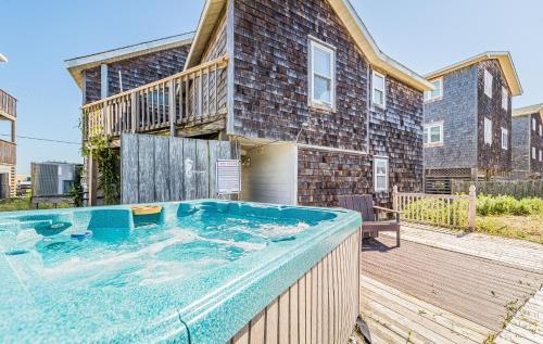Kitty Hawk Casa | The TARDIS