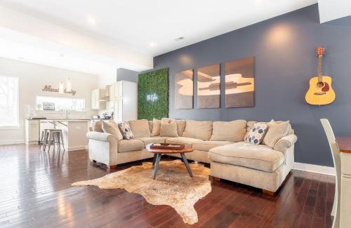 Chestnut Hill Casa | The Taylor by Stay Local Nashville