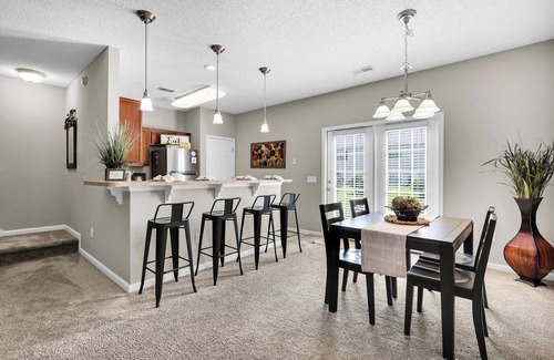 Richmond Hill Casa | The Tea House · Unique Themed Home for Relaxation & Rejuvenation