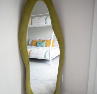 North Nashville Casa | The Teal Door Cottage-Spacious home with Kingsuite