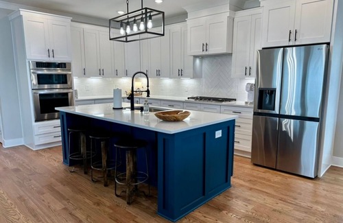 Winchester Casa | The Tennessee Pearl lakefront home, amazing views and lots of lake toys and fun!