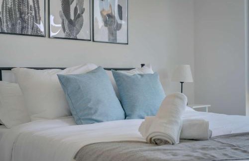 Eau Claire Apartamento | The Terra Flat DT Skyline Views