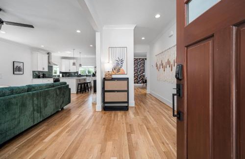 Durham Casa | The Terra Haus - 4BR Modern Boho Retreat