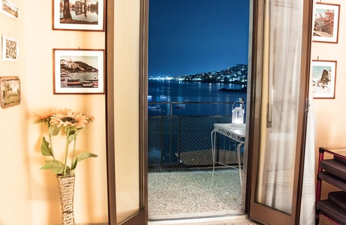 Capo Mulini Apartamento | LA TERRAZA DE CAPOMULINI casa panorámica sobre el mar de Acireale al pie del Etna