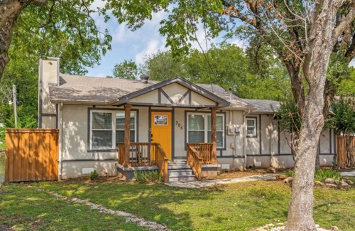 Roanoke Apartamento | The Texas Get-Away in Roanoke