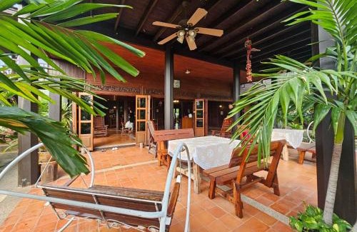 Bang Yai Casa | The Thai House Homestay & Thai Cooking Experiences