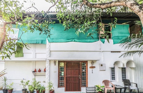 Thamaraparambu Casa | Casa independiente de 3 dormitorios, salón y cocina, todas las habitaciones tienen baño adjunto
