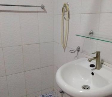 Nungua Apartamento | The Thomasevic Place