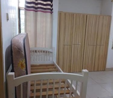 Nungua Apartamento | The Thomasevic Place