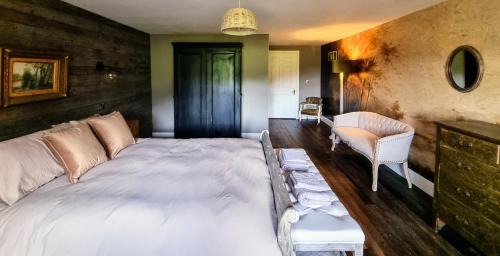 Kington Casa | The Threshing Barn at Penrhos Court