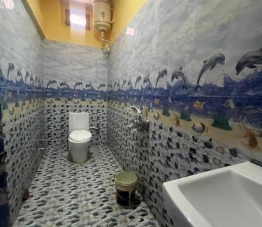 Kharsali Casa | The tibaari stays hill view